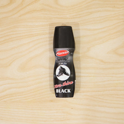 Easy-to-use black shoe polish to give shoes a glossy finish