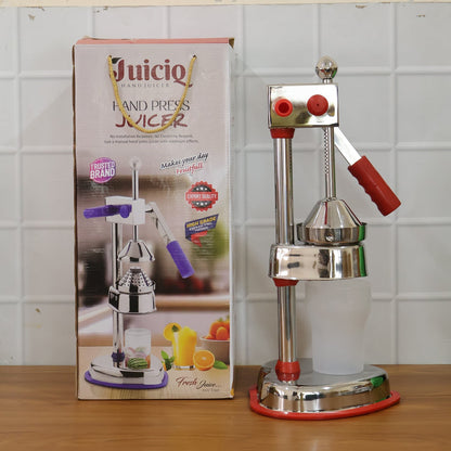Heavy duty stainless steel juicer machine with sleek finish